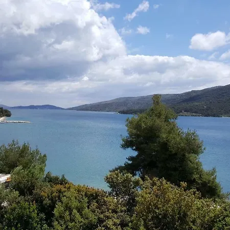 Apartamento Nives Marina (Bossoglina)